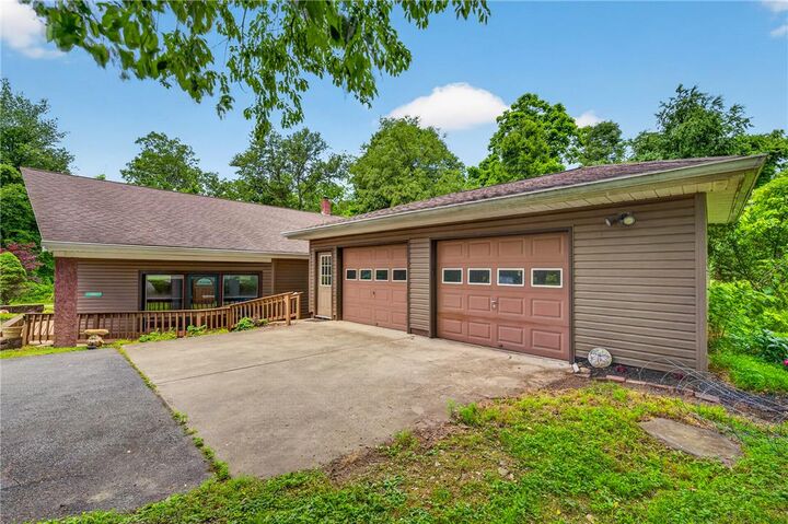 Property Photo:  940 Potomac Street  PA 18343 