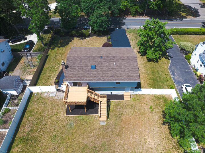 Property Photo:  185 Magnolia Drive  NY 11784 