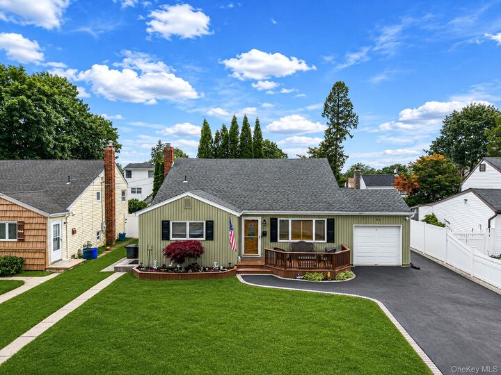 Property Photo:  92 W 19th Street  NY 11729 