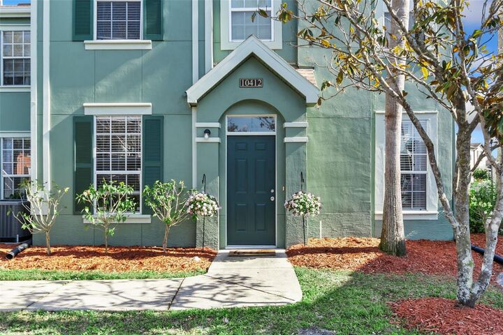 Property Photo: 10412 White Lake Court 10412 FL 33626