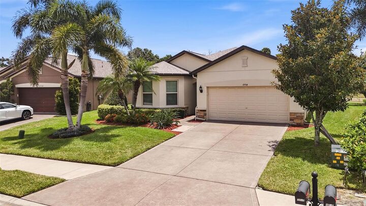 Property Photo: 5704 110th Avenue E FL 34219