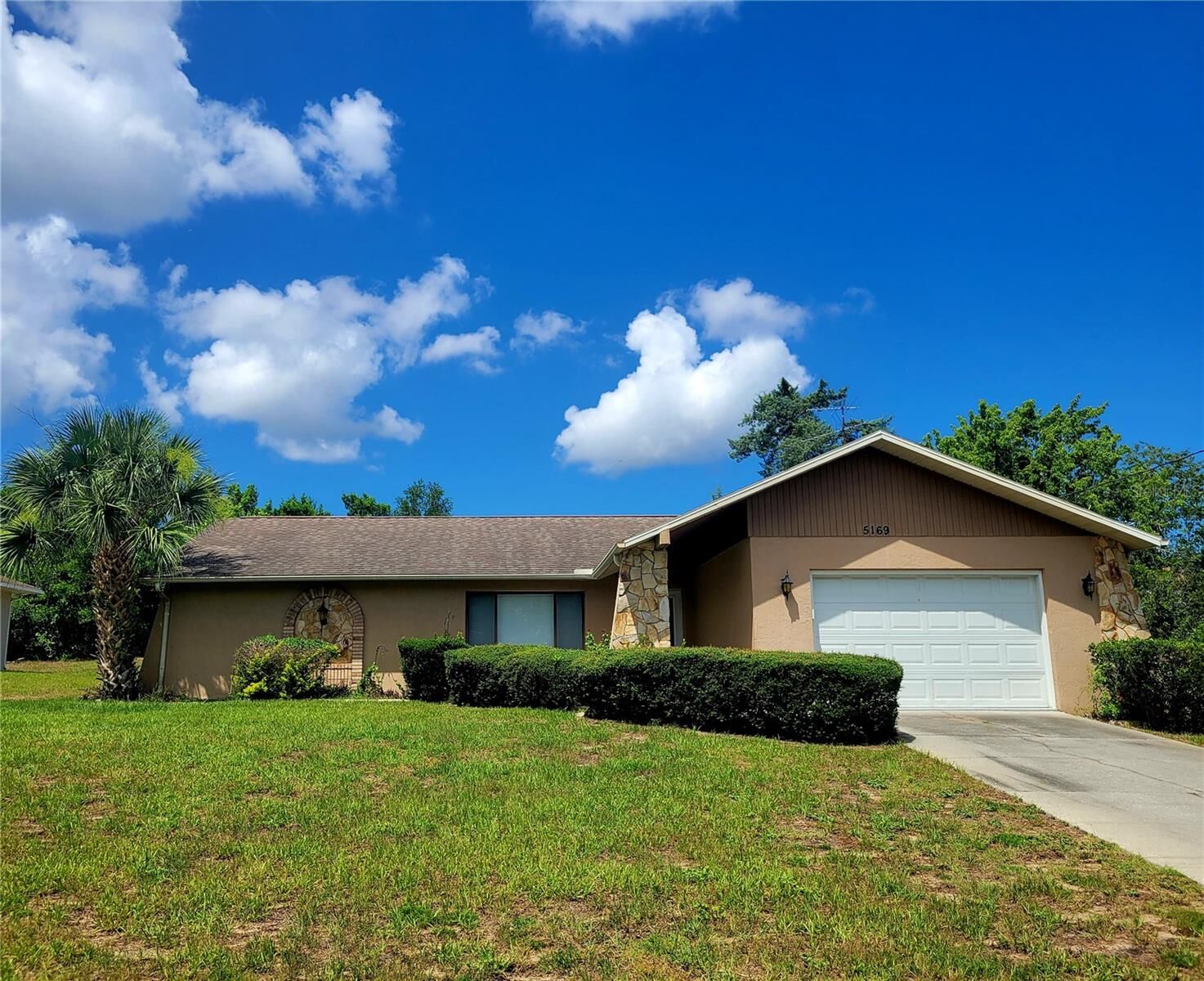 Property Photo:  5169 Boswell Road  FL 34608 