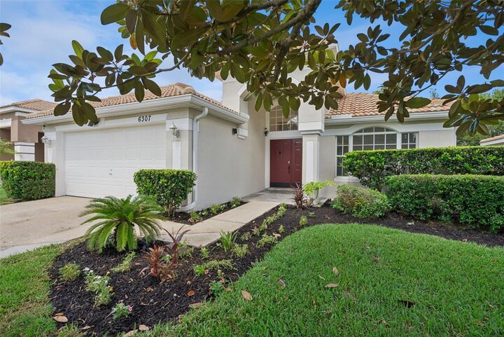 Property Photo: 6307 Huntsville Street FL 32819