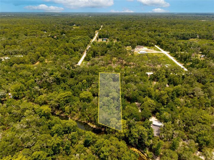 Property Photo:  7353 Riverview Drive  FL 33597 