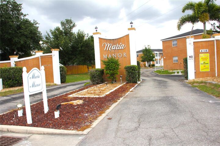 Property Photo: 4158 Tamiami Trail B6 FL 33952