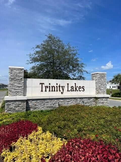 Property Photo: 7276 Rolling Leaf Road FL 34736