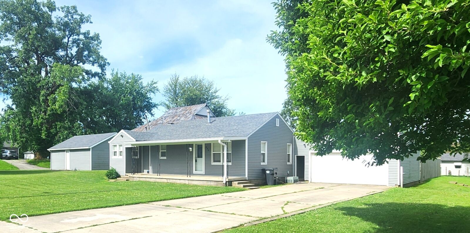Property Photo:  804 N Lincoln Avenue N  IN 46001 