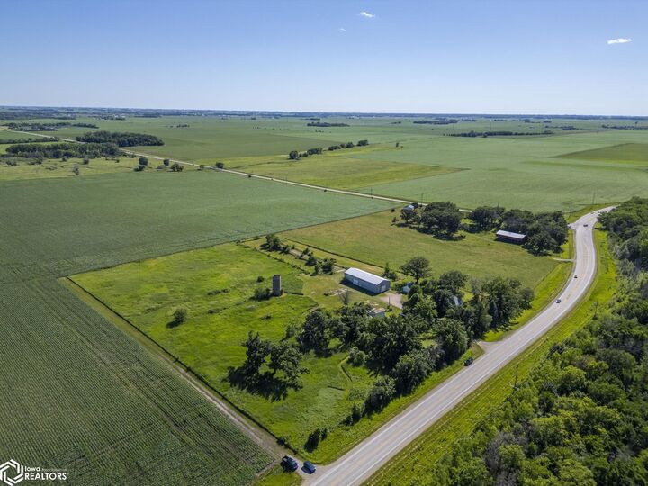 Property Photo: 13187 300th Street IA 50401
