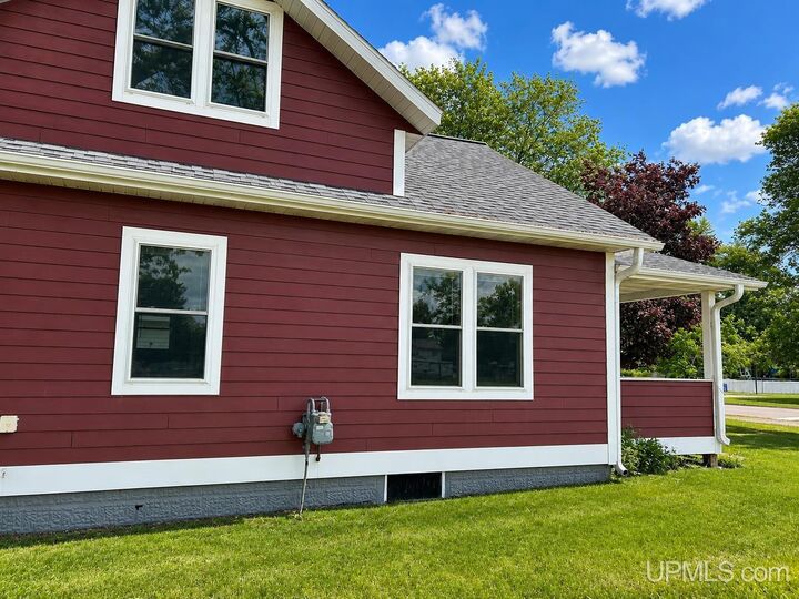 Property Photo: 500 E Sagola Avenue MI 49801