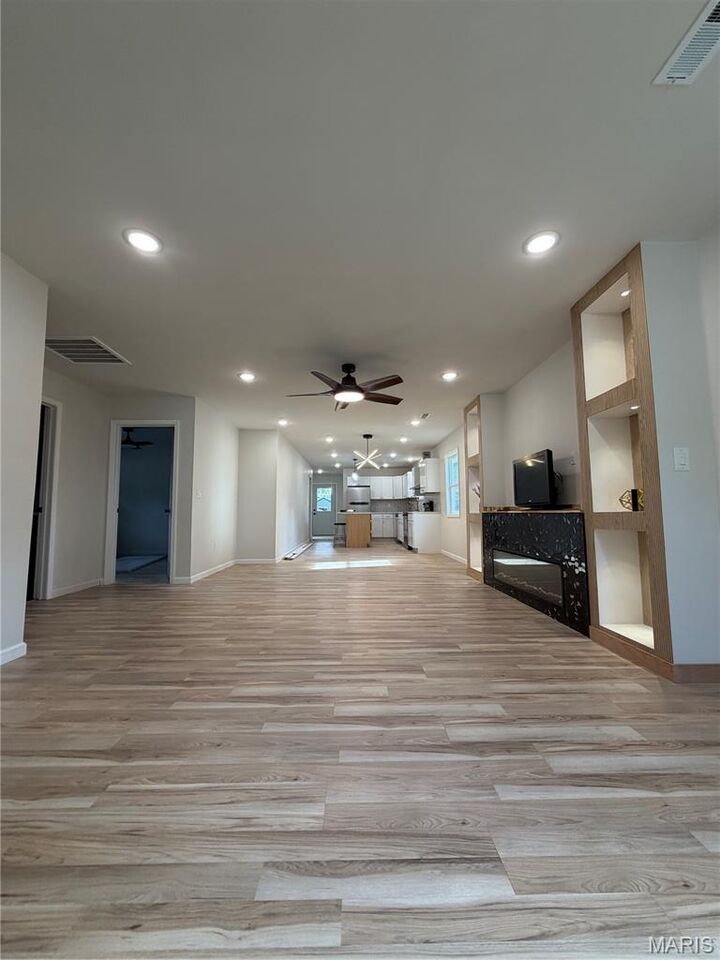 Property Photo:  214 Cook Avenue  MO 63740 