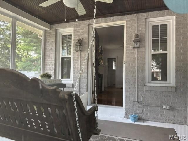 Property Photo:  524 Goethe Avenue  MO 63122 