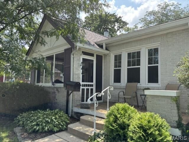 Property Photo: 524 Goethe Avenue MO 63122