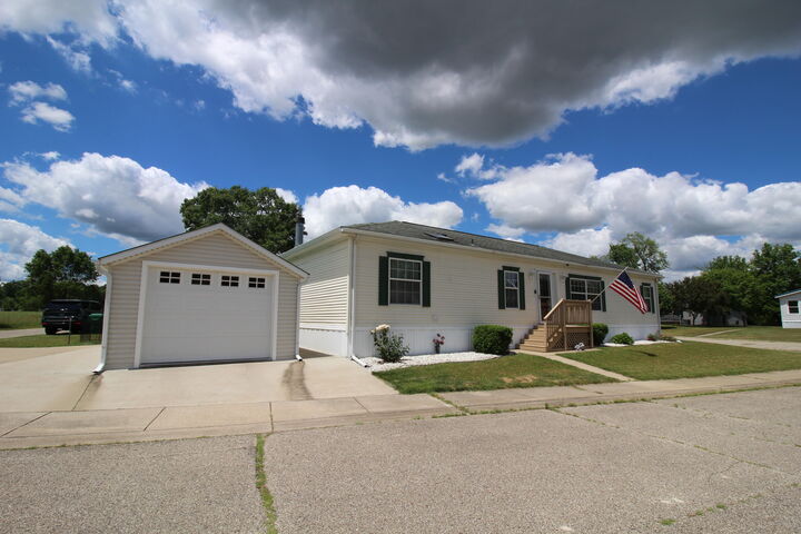 Property Photo:  823 Raisin River Road  MI 49093 