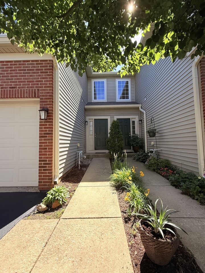 Property Photo: 2307 Stoughton Drive IL 60502