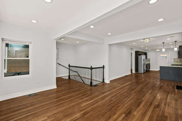 Property Photo:  1732 E 83rd Place  IL 60617 