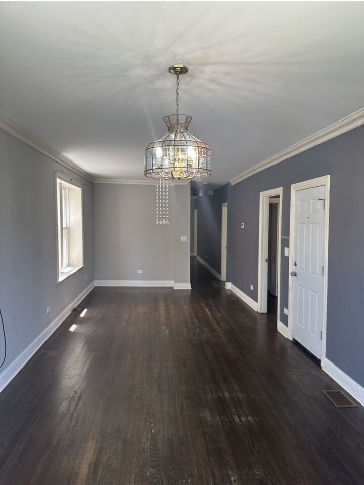 Property Photo:  4446 S Sawyer Avenue 1  IL 60632 