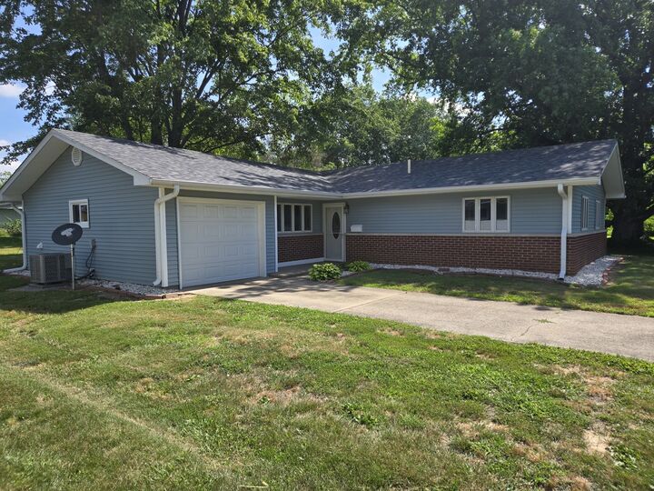 Property Photo:  1416 Julianne Drive  IL 62959 