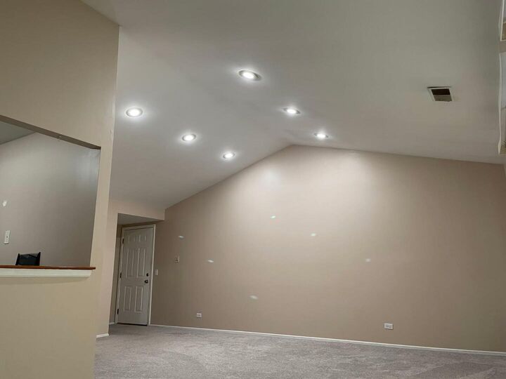 Property Photo: 199 Dublin Court V2 IL 60194