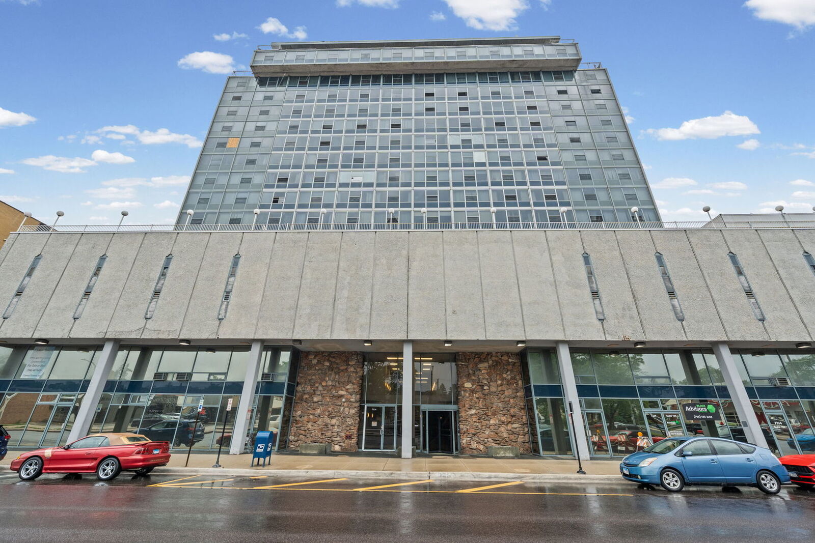 Property Photo: 7234 W North Avenue 1005 IL 60707