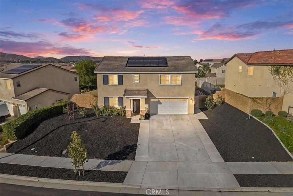 Property Photo: 32078 Rambling Court CA 92596
