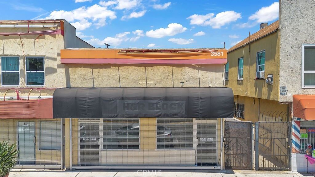 Property Photo:  3583 E 1st St  CA 90063 