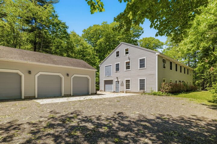 Property Photo:  1 Fieldstone Estates Road  ME 03909 