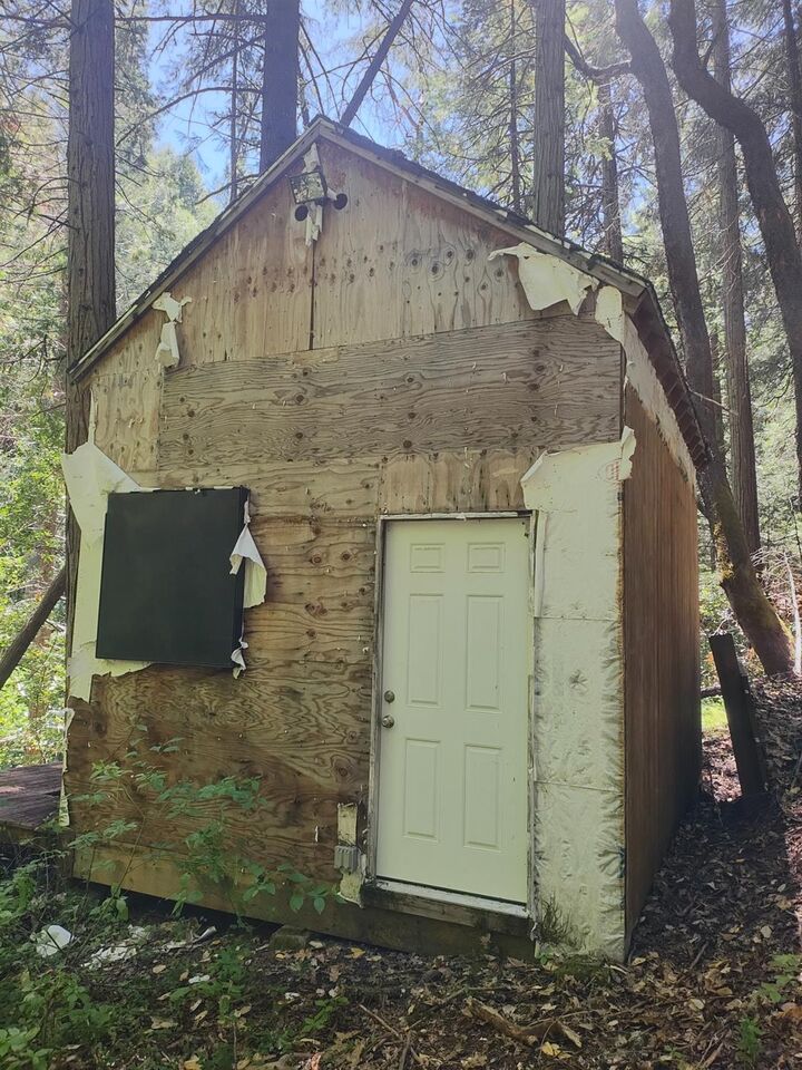 Property Photo: 18290 Backwoods Road CA 95959