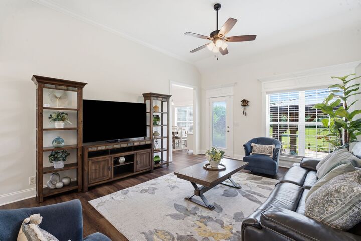 Property Photo: 72 Lancaster St TN 37342