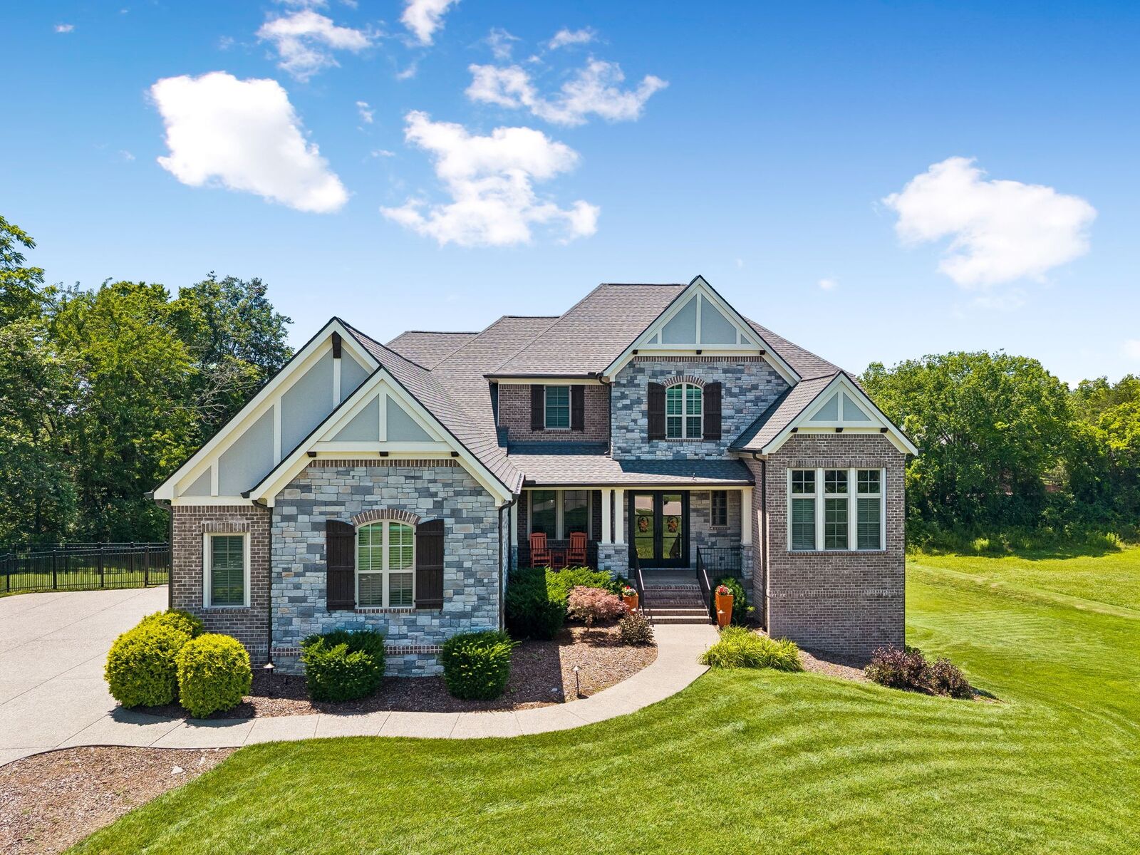 Property Photo:  6010 Blackwell Ln  TN 37064 