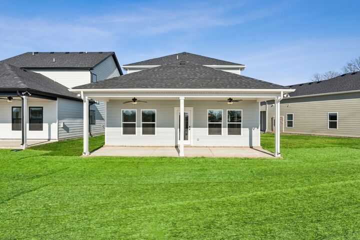 Property Photo:  504 Canal Circle  TN 37214 