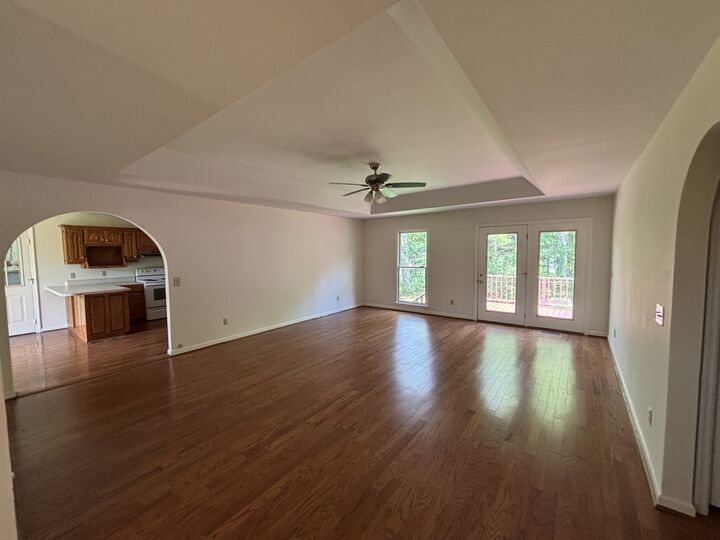 Property Photo: 405 Westgate Dr TN 38478