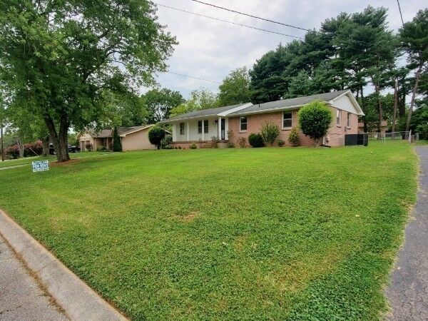 Property Photo:  4840 Shasta Dr  TN 37138 