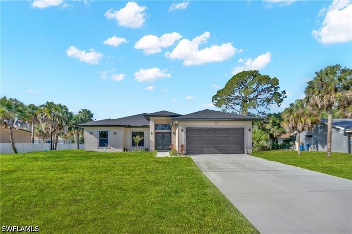 Property Photo: 205 W 7th Street FL 33972