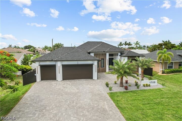 Property Photo: 1709 SW 43rd Lane FL 33914
