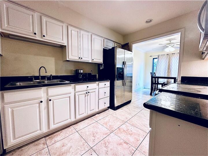 Property Photo:  121 10th Street  LA 70124 