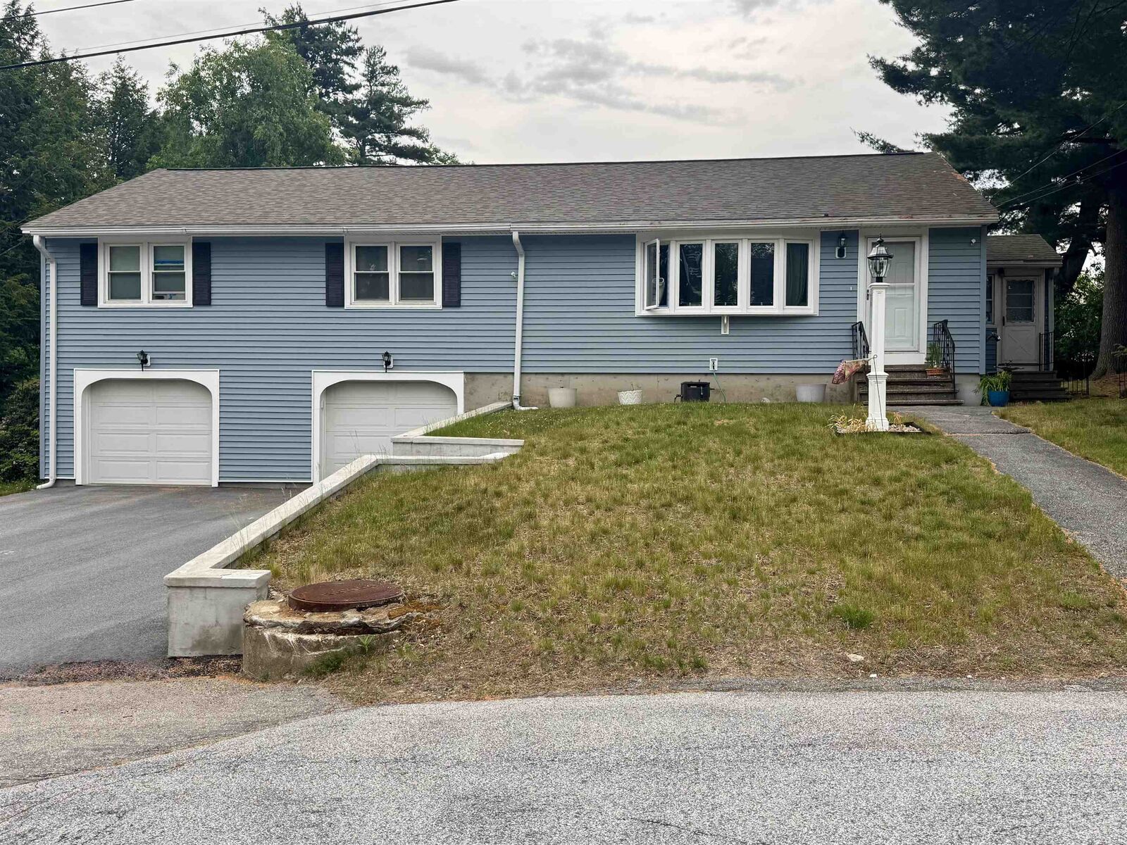 Property Photo: 175 Pennsylvania Avenue NH 03104