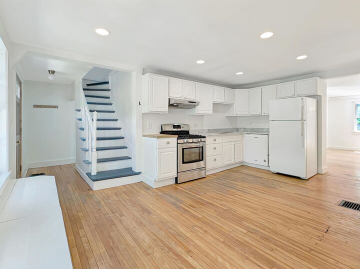 Property Photo: 412 Western Avenue VT 05301