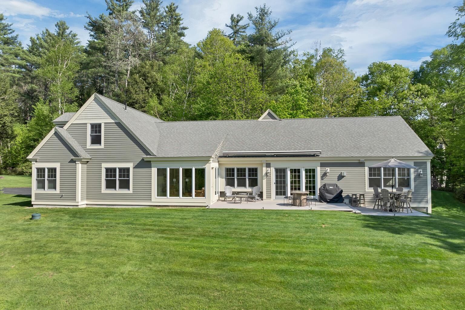 Property Photo:  18 River View Drive  NH 03285 