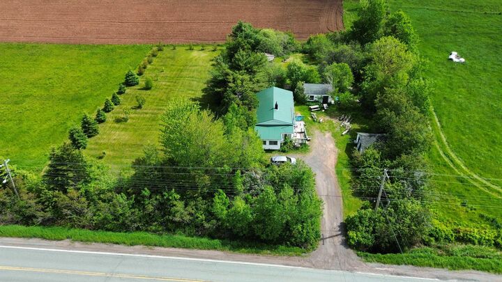 Property Photo: 11371 6 Highway NS B0K 1L0