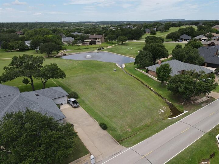 Property Photo: 8812 Bellechase Road TX 76049