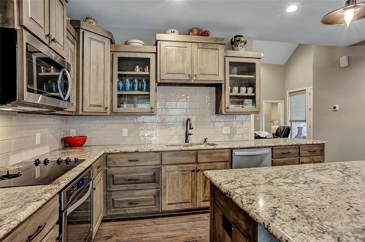 Property Photo:  3818 Sumner Court  TX 75090 