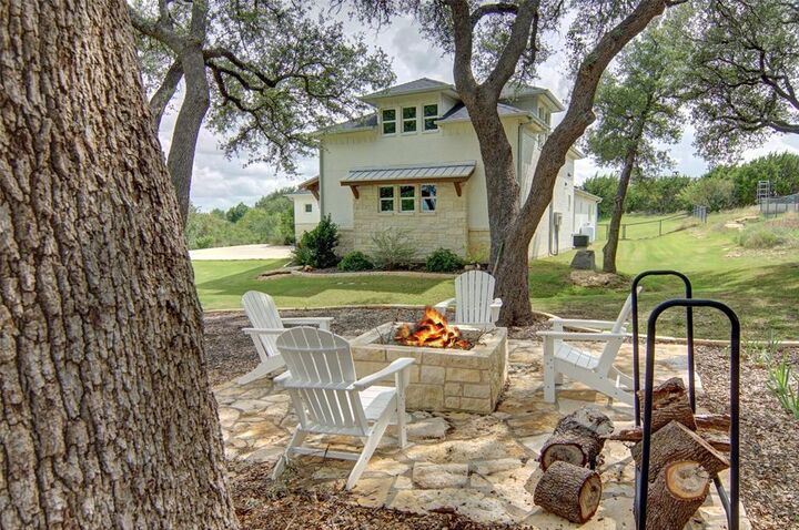 Property Photo: 257 Martin Drive TX 76049