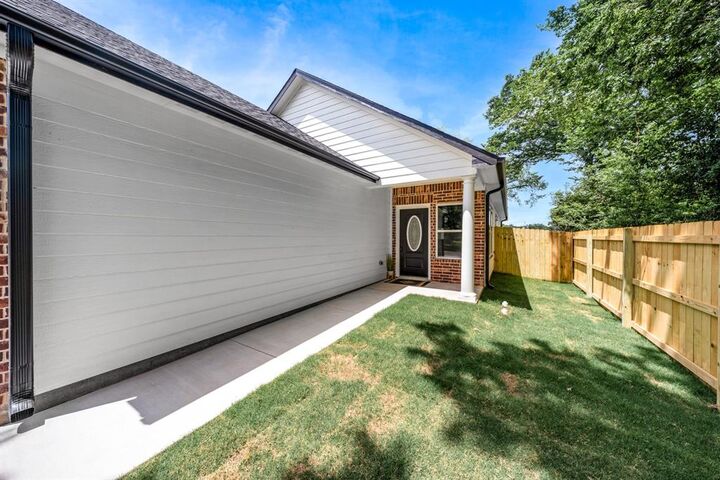 Property Photo:  315 Ardis Street  TX 75482 