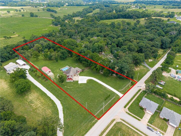 Property Photo:  9180 Lee Harris Road  AR 72713 