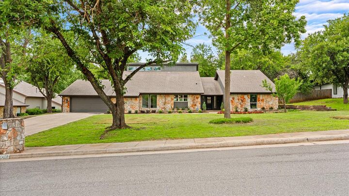 Property Photo: 1708 Bunting Lane OK 73034