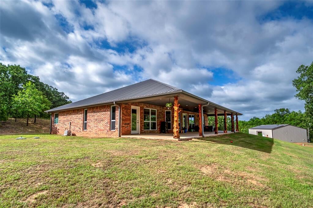 Property Photo:  340540 E 900 Road  OK 74834 