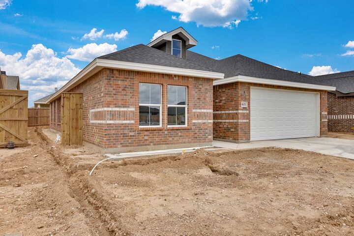 Property Photo:  8631 Pamplona Pl  TX 79765 