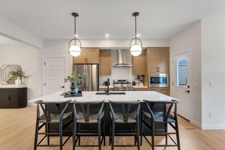 Property Photo:  445 Lewiston Landing NE  AB T3P 0T7 