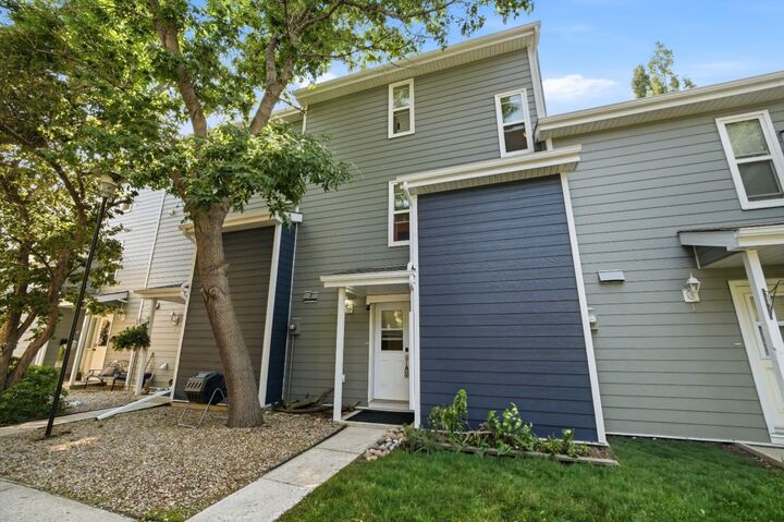 Property Photo: 97 Grier Place NE 2 AB T2K 5Y5