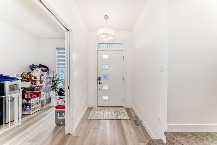 Property Photo:  132 Setonstone Gardens SE  AB T3M 3V6 